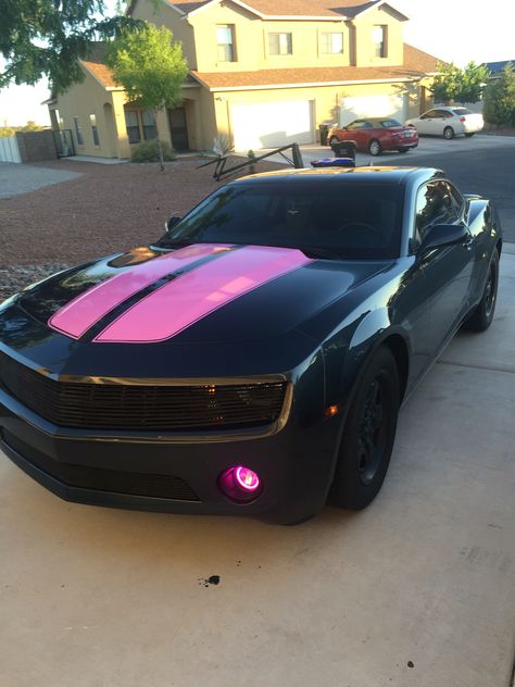 pink rally stripes, halos and custom grill Pink Challenger, Pink Hellcat, Pink Camaro, Hellcat Srt, Hell Cat, Rally Stripes, Custom Grill, Black Truck, Dodge Muscle Cars