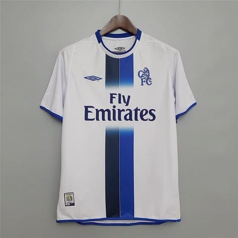 Chelsea FC 03-05 Away White Football Kit Camisa Chelsea, Chelsea Soccer, Liverpool Manchester United, Authentic Photos, Didier Drogba, José Mourinho, Chelsea Football, Football Kits, Chelsea Fc