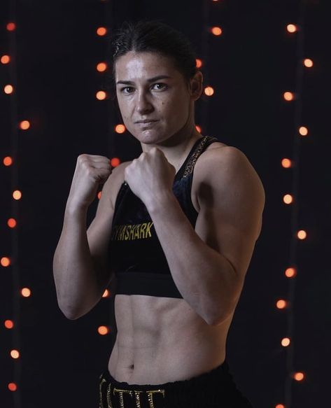 Katie Taylor, Strong Men, Ufc Boxing, Fitness Women, Female Athletes, Ufc, Boxing, Muse, Piano