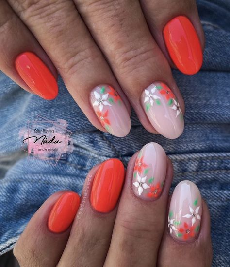 Coral Nails Ideas, Nails With Details, June Nails Ideas 2024, Coral Nail Art, Neon Coral Nails, Coral Nails With Design, June Nails, 2023 Nail, 2023 Nails