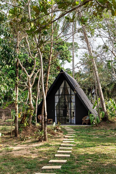 Sri Lanka’s Palm Hotel is ‘Shoreditch-infused tropical architecture’ Farm Hotel Design, Jungle Hotel, Tropical Forests, Industrial Aesthetic, Frame Cabin, Tropical Architecture, Single Story Homes, A Frame Cabin, Minimal Home