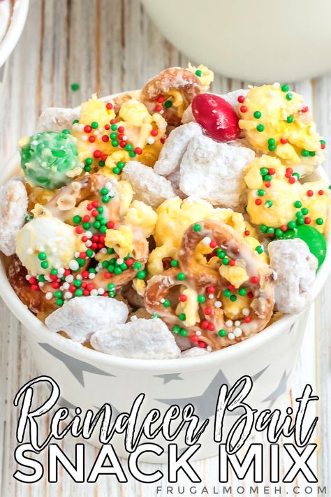 Reindeer Bait, Snack Mix Recipe, Holiday Snack, Christmas Delights, Deserts Easy, Holiday Traditions Family, Frugal Mom, Snack Mix Recipes, Holiday Snacks