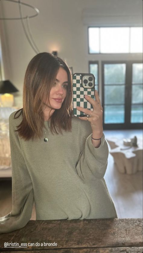 Lucy Hale Instagram, Lucy Hale Haircut, Lucy Hale 2023, Lucy Hale Hair, Ombré Hair, Blowout Hair, Shoulder Length Hair Cuts, Haircuts For Medium Hair, Haircuts Straight Hair