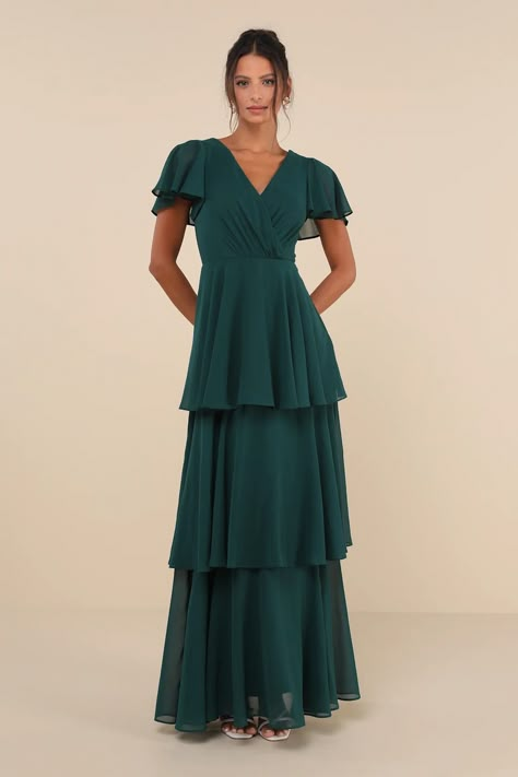 Emerald Green Tiered Dress - Maxi Dress - Surplice Maxi Dress - Lulus Thrift Shopping Outfit, Dresses For Banquet, Wedding Bridesmaid Outfit, Bday Party Dress, Easter Dress For Women, Cruise Vacation Outfits, Easter Dress For Women Church, Maxi Dress Ideas, Holiday Formal Dresses