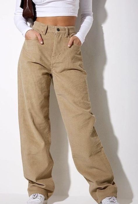 Tan Pants Outfit, Brown Jeans Outfit, Light Brown Jeans, Corduroy Pants Outfit, Cargo Pants Outfit, Stylish Pants, Outfit Inspiration Fall, Swaggy Outfits, Fashion Design Clothes