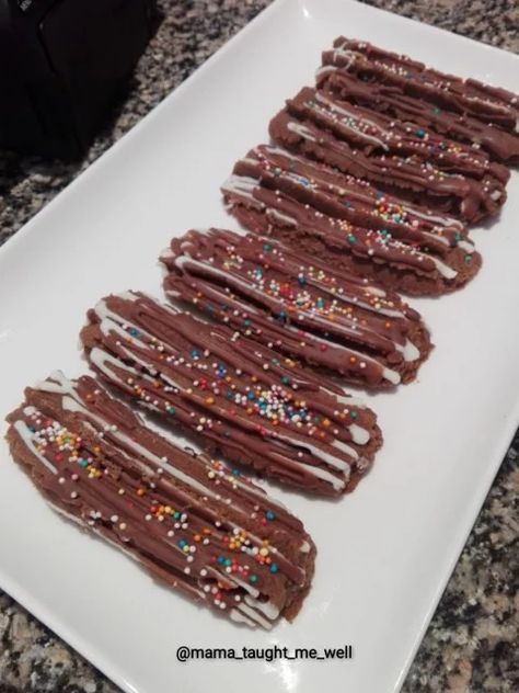 Chocolate Fingers recipe by Ruhana Ebrahim Eid Biscuits, Chocolate Fingers, Butter Biscuits Recipe, Halaal Recipes, Assorted Cookies, Pastries Recipes, Heavenly Desserts, Finger Cookies, Butter Biscuits