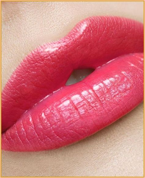 Coral Lip Gloss, Lips Art, Beauty Hacks Lips, Coral Lips, Squalane Oil, Grace Beauty, Princess Hair, Colorful Nail, Lip Beauty