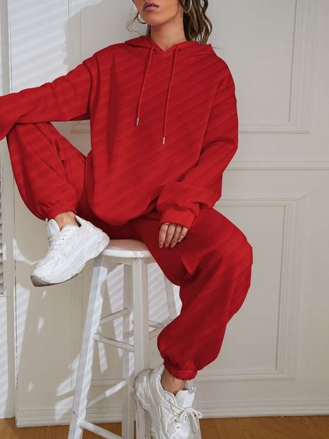 The same product is sold in Korean shopping malls but it was cool so I bought it well. Red Hoodie And Sweatpants, Red Comfy Outfit, Red Hoodie Women, Red Hoodie Girl, Red Hoodie Outfit, Cropped Hoodie Outfit, Gray Sweatpants Outfit, Oversized Hoodie Outfit, Hoodie Outfit Casual