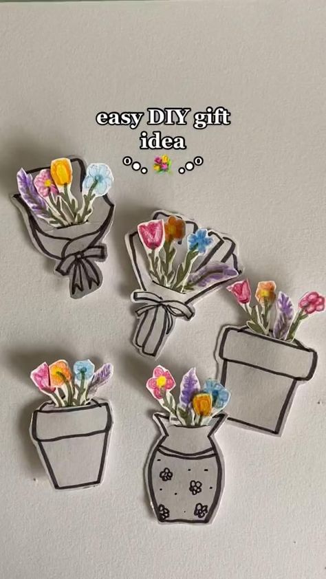 Hadiah Diy, Desain Quilling, Seni Dan Kraf, Pinterest Diy Crafts, Easy Diy Gifts, Origami Crafts Diy, Fun Easy Crafts, Easy Diy Art, Paper Crafts Diy Tutorials