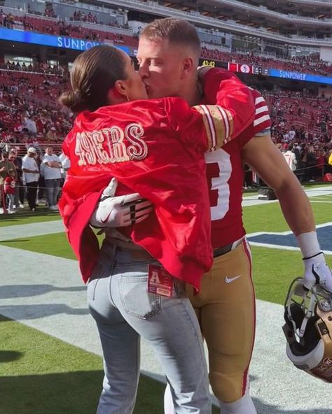 Olivia Frances Culpo on Instagram: "Winner winner! 💥❤️ @49ers Shoes @ammondeatelier @fwrd Jeans @agolde @fwrd" Nfl Wives, Football Wags, Christian Mccaffrey, Olivia Culpo, Nfl Fans, Fire Fits, Championship Game, Running Back, Day Plan