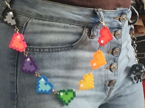 Perler Bead Jean Chain, Perler Bead Chain, Belt Chains, Pearl Beads Pattern, Easy Perler Beads Ideas, Perler Bead Templates, Diy Perler Bead Crafts, Perler Crafts, Beads Ideas