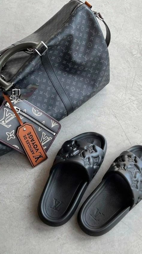 Men’s Louis Vuitton, Lv Aesthetic, Lv Slippers, Men Louis Vuitton, Louis Vuitton Travel, Luxury Lifestyle Fashion, Street Fashion Men Streetwear, Luxury Clothes, Boutique Interior