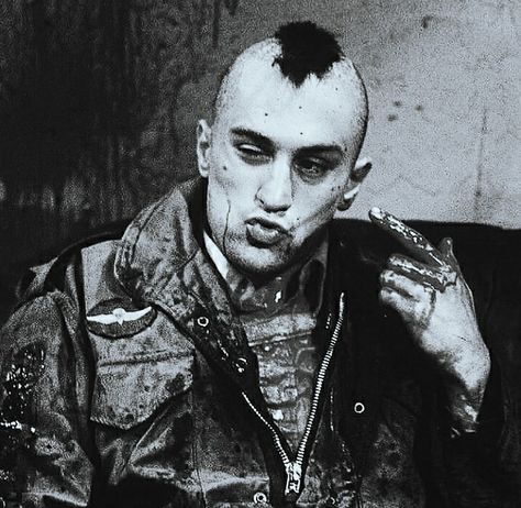 Travis Bickle, Arte Punk, Goth Women, Instagram Funny Videos, Neo Noir, Martin Scorsese, Taxi Driver, Cinematic Photography, Instagram Funny