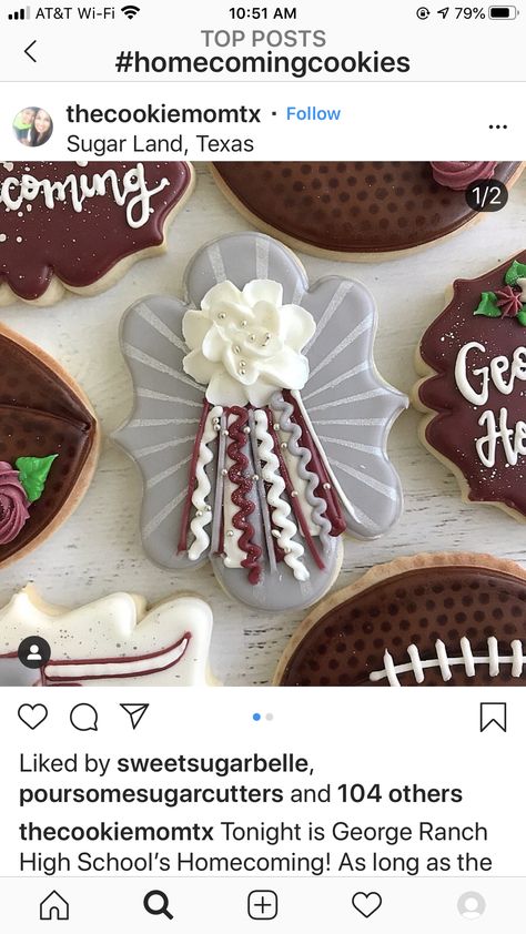 Homecoming Cookies Decorated, Cheerleading Cookies, Homecoming Cookies, Cheer Cookies, Football Sugar Cookies, Hoco Mums, Homecoming Football, Sports Cookies, Icing Transfers