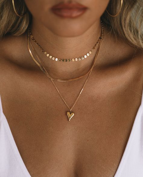 Disco Choker – Jay Nicole Designs Hypoallergenic Necklaces, Stylish Jewelry Accessories, Pretty Jewelry Necklaces, Chain Heart, Gift Inspo, Herringbone Necklace, Charm Chain, Jewelry Accessories Ideas, Jewelry Lookbook