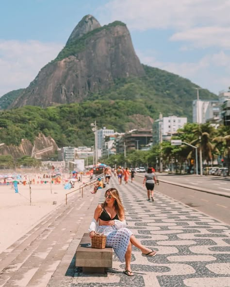 Copacabana Aesthetic, Brazil Aesthetic, Travel Brazil, Rio Photos, Brasil Aesthetic, Rio Brazil, Copacabana Beach, Woods Photography, Brazil Travel