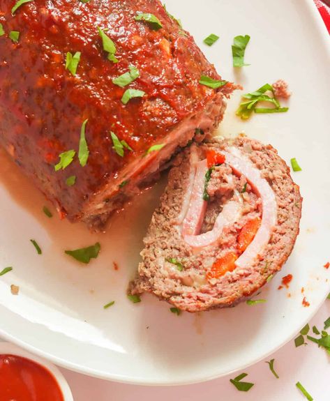 Meatloaf Roll, Parmesan Potato Recipe, Moist Meatloaf, Meatloaf Glaze, Stuffed Meatloaf, Stuffing Ingredients, Parmesan Potatoes, Dried Vegetables, Ham Cheese