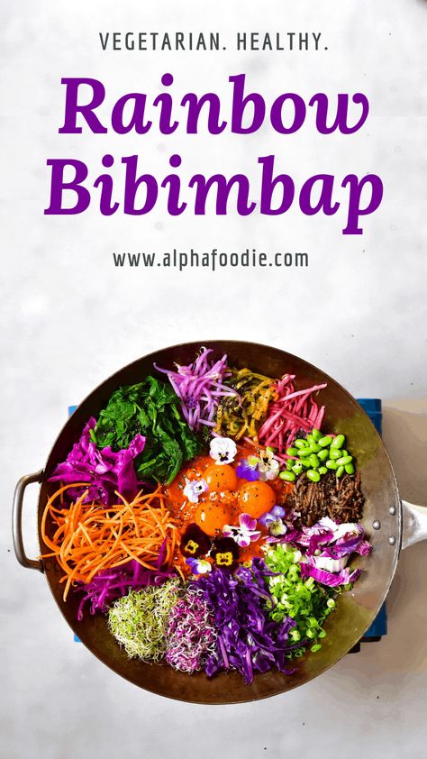 Rainbow Meals Healthy Recipes, 5star Recipes, Rainbow Meals, Homemade Bibimbap, Vegetarian Bibimbap, Book Retreat, Meal In A Bowl, Rainbow Veggies, Korean Bibimbap