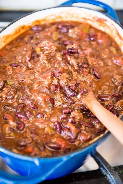 Chili Recipe In Dutch Oven, Easy Dutch Oven Chili, Chili In Dutch Oven, Chilli Dutch Oven, Chili Dutch Oven, Pineapple Chili Recipe, Dutch Oven Chili Recipe, Steak Chili Recipe, Dutch Oven Chili