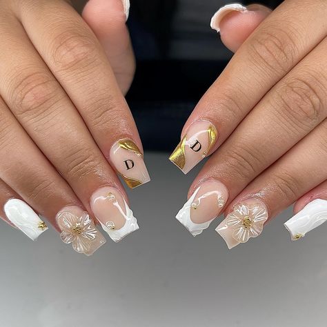 🤍✨ ❀ ❀ ❀ Short Length 3 Magnets Crème ❀ ❀ ❀ #nails #nailinspo #nailsofinstagram #utah #utahnailtech #westvalley #uñas #slcnails #explorepage #explore #acrylicnails #cutenails #3d #gelflowers Crème Nails, Utah Nails, Nail Inspired, Nail Drawing, Short Acrylic, Short Acrylic Nails Designs, Crochet Dress Pattern, Nails Short, Short Acrylic Nails