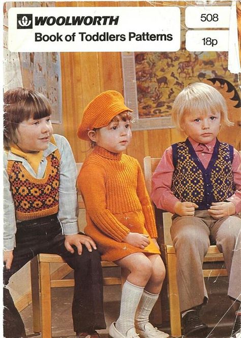 1970s fashion for kids 70s Kids Fashion, Vintage Kids Fashion, Toddler Patterns, Vintage Kids Clothes, 70s Outfits, Retro Kids, Kid Fashion, School House, Retro Mode