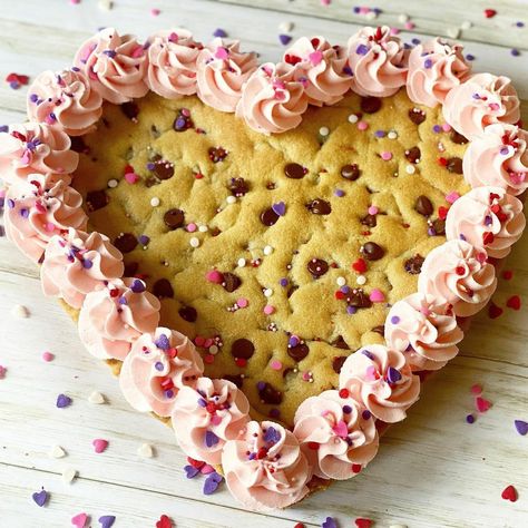 Cookie Heart Cake, Heart Shaped Cookie Cake, Cookie Heart, Heart Shaped Cookie, Cupcake Inspiration, Cookie Shop, Birthday Heart, Valentine Cookie, Valentines Cookies