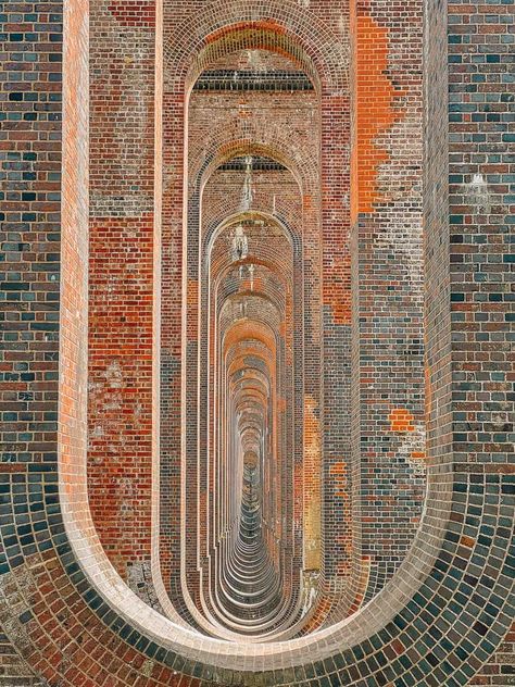 Ouse Valley Viaduct, Viaduct Architecture, Train Crossing, England Travel Guide, White Cliffs Of Dover, London Brighton, Beautiful Shapes, Photography Location, Fitness Photoshoot