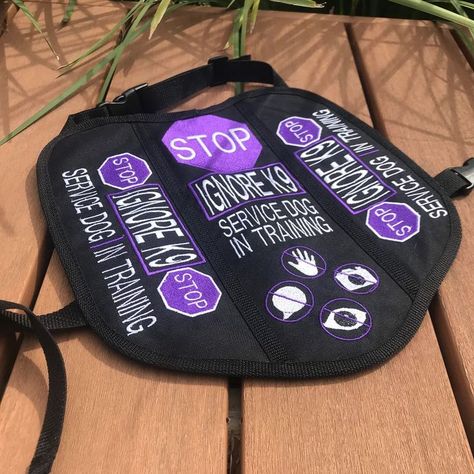 Service Dog Vest Pattern, Dog Vest Pattern, Military Service Dogs, Psychiatric Service Dog, Service Dogs Gear, Service Dog Training, Service Dog Vests, Dog Rooms, Dog Info