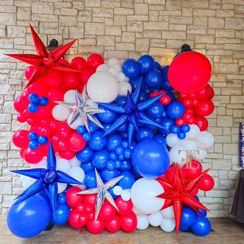 Celebrate in Style with a Patriotic Balloon Wall! 🇺🇸 Hey #DFW fam, looking to add some star-spangled flair to your next event? Look no further than our show-stopping red, white, and blue balloon wall! This isn't your average decoration, it's a ✨focal point extraordinaire✨ that screams celebratory vibes. Perfect for SMU grads, upcoming 4th of July bashes, or any occasion that calls for a touch of patriotic pizazz! Want to take your party pics to the next level? Our balloon wall is the ultim... Red White Blue Balloons, Balloon Tassel Diy, Blue Balloon Wall, Balloon Walls, Football Banquet, Event Look, Balloons Decor, Balloon Tassel, Party Pics