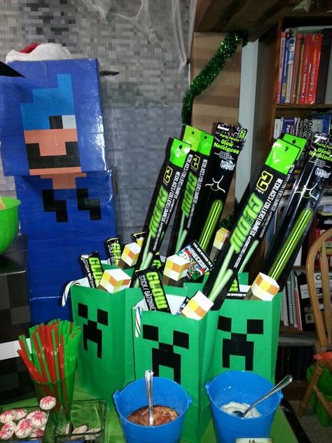 Minecraft Party Favors, Magic Birthday Party, Birthday Sleepover, Minecraft Theme, Christian Birthday, Bday Party Theme, Minecraft Birthday Party, Birthday Party Crafts, Lego Birthday