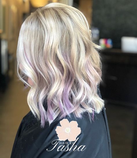 White hair, platinum blonde,  lob, short hairstyles, 2019 summer trends, lavender hair, purple hair, pastel hair, silver hair, silver fox, peek a boos, layered hair, short layered styles Blonde And Lavender Hair Peekaboo, Blonde And Lavender Hair Highlights, Blonde Hair With A Pop Of Color, Copper Low Lights In Blonde Hair, Purple Lowlights In Blonde Hair, Blonde Hair With Pop Of Color, Platinum Blonde Lob, Blonde Hair With Color Peekaboos, Blonde Hair With Purple Highlights