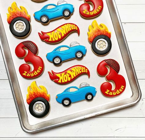 Hotwheels Cookies Decorated, Hot Wheels Birthday Cookies, Hot Wheels Cupcakes Ideas, Hot Wheels Cookies, Hot Wheels Cookies Decorated, Hot Wheels Cake Pops, Monster Truck Cookies Birthday, Hot Wheels Monster Truck Cookies, Hot Wheels Monster Truck Party