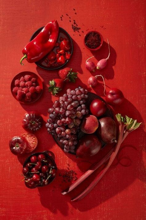 Red Food Photography, Macro Food Photography, Vegetables Photography, Food Art Photography, Rainbow Food, Fruit Photography, Kaleidoscopes, Food Wallpaper, Red Food