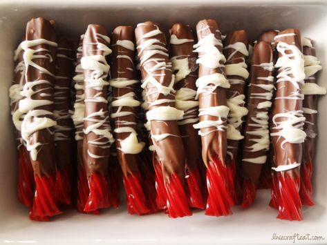 Chocolate Covered Licorice - Homemade Big Turks | Live Craft Eat Canadian Candy, Bars Chocolate, Red Licorice, Chocolate Covered Treats, 12 December, Chocolate Bars, Chocolate Strawberries, Christmas Goodies, Savoury Cake