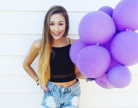 Follow LaurDIY for DIY tips and tricks. Laur Diy, Laurdiy And Alex Wassabi, Lauren Diy, Lauren Riihimaki, Real Eyes, British Youtubers, Famous Youtubers, Fav Youtubers, Jordyn Jones