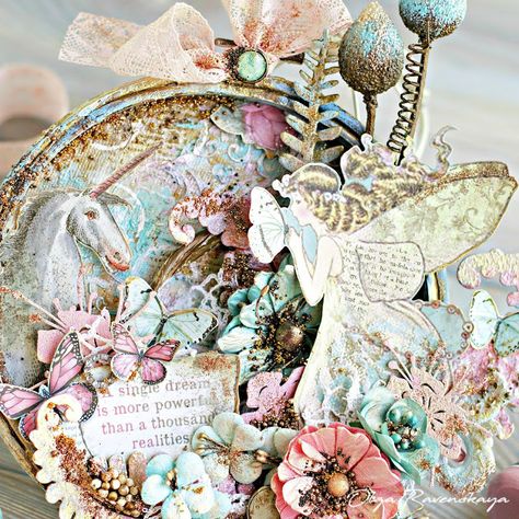 Scrapiniec inspirations on blogspot: Fairyland - altered hoop by Olga Ravenskaya Hoop Crafts, Embroidery On Paper, Embroidery Hoop Crafts, Mixed Media Art Canvas, Mixed Media Crafts, Shabby Chic Crafts, Paper Embroidery, Things To Make, Steampunk Art