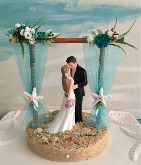 Arch Pergola, Groom Beach Wedding, Beach Cake Topper, Shells Crafts, Beach Theme Wedding Cakes, Beach Wedding Groom, Beach Wedding Cake Toppers, Beach Cake, Wedding Toasting Glasses