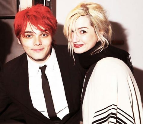 Gerard and lynz way Demolition Lovers, Lyn Z, Lindsey Way, Fabulous Killjoys, Emo Phase, Music Corner, Mindless Self Indulgence, I Love Mcr, Solo Music