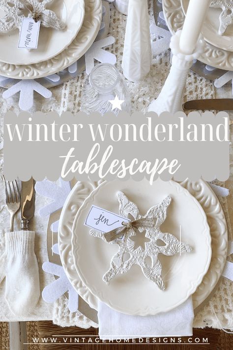 Winter Tablescapes After Christmas, Snowflake Table Decorations, Winter Wonderland Table Decorations, White Christmas Tablescapes, Winter Wonderland Tablescape, Christmas Dining Table Decorations, Winter Table Decorations, Winter Table Setting, Winter Table Decor