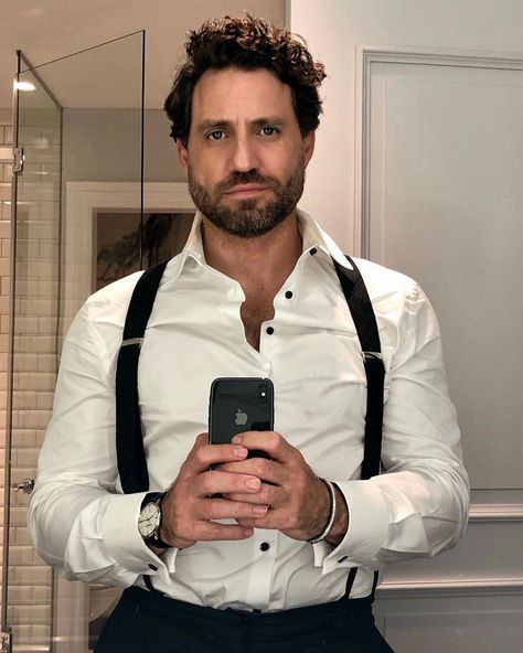 Edgar Ramirez on Instagram: “What a night 🎉#sansebastianfilmfest” Anthony Aesthetic, I Love Edgar, Edgar Ramirez, Romances Ideas, Fantasy Dream, Too Hot To Handle, How To Apply Lipstick, Jason Statham, Hot Spicy