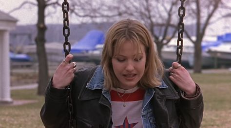 MAUREEN/JOANNE Amy Aesthetic, Joey Lauren Adams, Chasing Amy, 1990s Movies, Venus In Gemini, Mary Sue, 90s Movies, 3 Movie, The Best Films