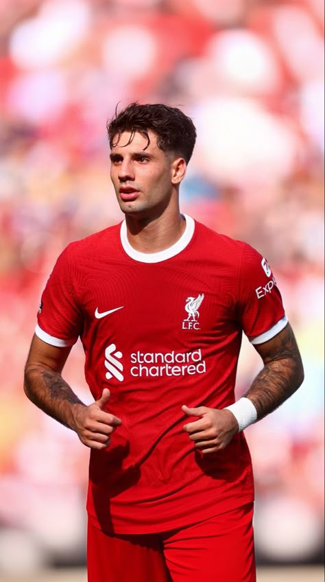 Liverpool Stadium, Dominik Szoboszlai, Liverpool Soccer, Salah Liverpool, Liverpool Wallpapers, Player Football, Liverpool Players, Football Boyfriend, Real Madrid Wallpapers