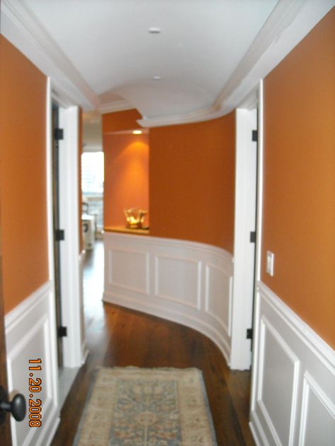 Entry Hallway Ideas Narrow, Orange Wall Color, Narrow Entry Hallway, Paint Hallway, Hallway Colour Ideas, Small Hallway Decorating, Entry Hallway Ideas, Hallway Interior Design, Orange Hallway