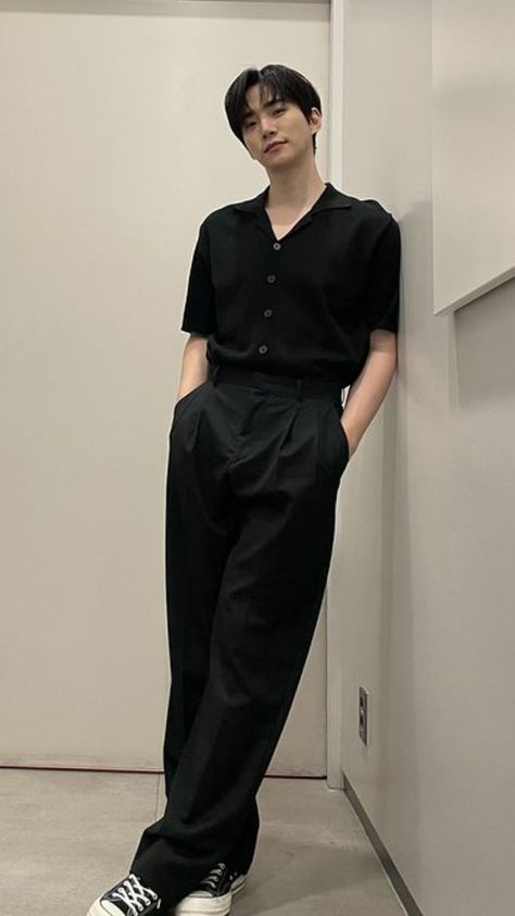 Formal Looks For Men Outfit, Black Undershirt Outfits Men, Black Formal Pants Outfit Men, All Black Old Money Outfit, Kpop Style Outfits Men, Black Wide Leg Trousers Outfit Classy, Korean Boy Outfits Aesthetic, Formal Male Outfit, Black Trousers Outfit Men