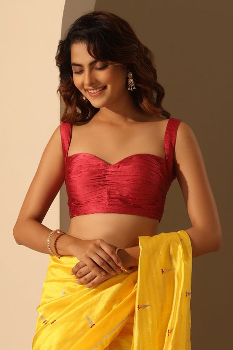 Shop for these amazing collections of Red Satin Silk Plain Sweetheart Neck Ruched Sleeveless Blouse For Women by Weaver Story online at Aza Fashions. Satin Blouse Designs, 50 Blouse Designs, Sleeveless Blouse Saree, New Saree Blouse Designs, Backless Blouse Designs, Latest Model Blouse Designs, Fashionable Saree Blouse Designs, Blouse Design Images, New Blouse Designs