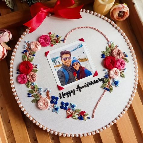 Customized photo embroidery anniversary handmade hoop 💖✨ Dm us for details and order 🎁 . . #anniversary #handembroidery #embroideryhoopart #lovehoops Embroidery Designs Hoop Art, Embroidery For Anniversary, Hoop Art Embroidery Birthday, Embroidery Frame Design, Couples Embroidery Hoop, Embroidery Couple Design, Hoop Embroidery Ideas, Embroidery Gifts Ideas, Handmade Gift For Husband