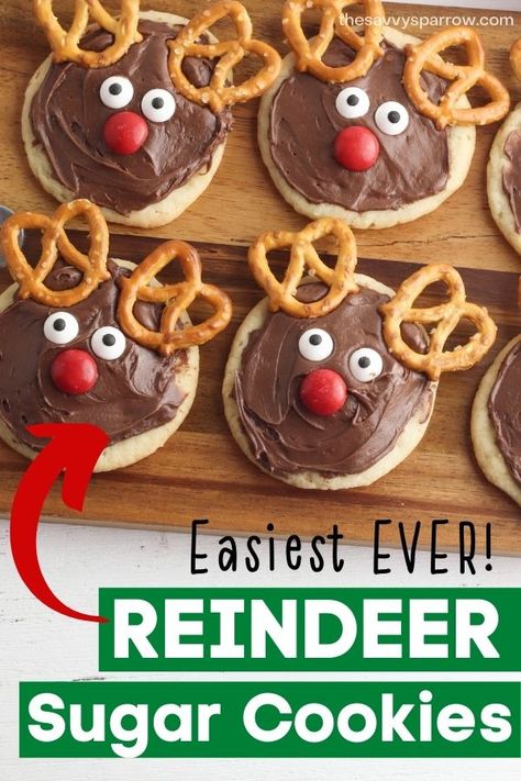 Reindeer Cookies With Pretzels, Reindeer Sugar Cookies, Easy Christmas Cookies Decorating, Rudolph Cookies, Easy Christmas Cookies, Christmas Cookies Kids, Christmas Cookie Party, Candy Eyes, Cute Christmas Cookies