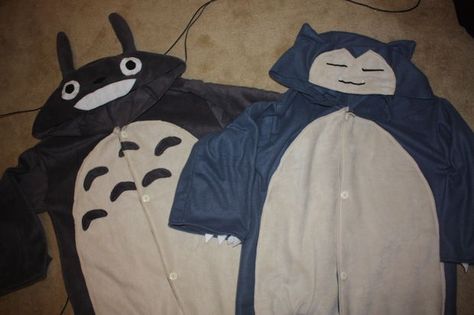 A great instructable for sewing a generic costume that can be any pokemon or other character. Snorlax Costume, Pokemon Costumes Diy, Onesie Pattern, Pokemon Diy, Pokemon Craft, Character Costume, Costume Tutorial, Onesie Pajamas, Cosplay Diy