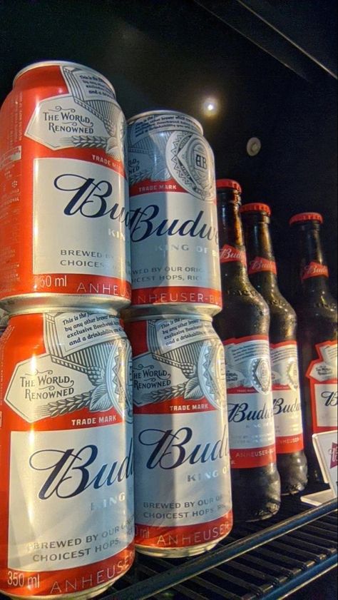 Budweiser Wallpaper, Fox Thornton, Hannah Bellinger, Hook Line Sinker, Hook Line And Sinker, Tessa Bailey, Joker Hd Wallpaper, Cowboy Aesthetic, Summer Friends