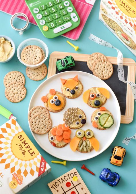 Make an after school snack FUN by taking Simple Mills crackers and turning them into a work of art with these Animal Cracker Snackables! Animal Cracker, Animal Snacks, Food Art For Kids, Creative Food Art, Kids Party Food, Cute Snacks, Fun Snacks For Kids, Treat Ideas, Toddler Snacks